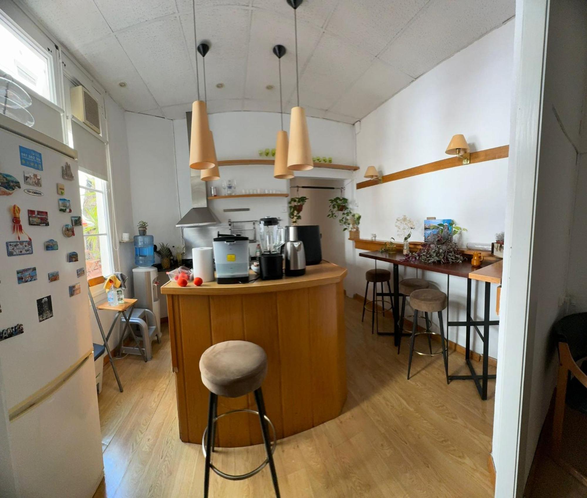 Habitacion Para Grupos Hasta 8 En Plena Rambla De Cataluna Barcelona Kültér fotó