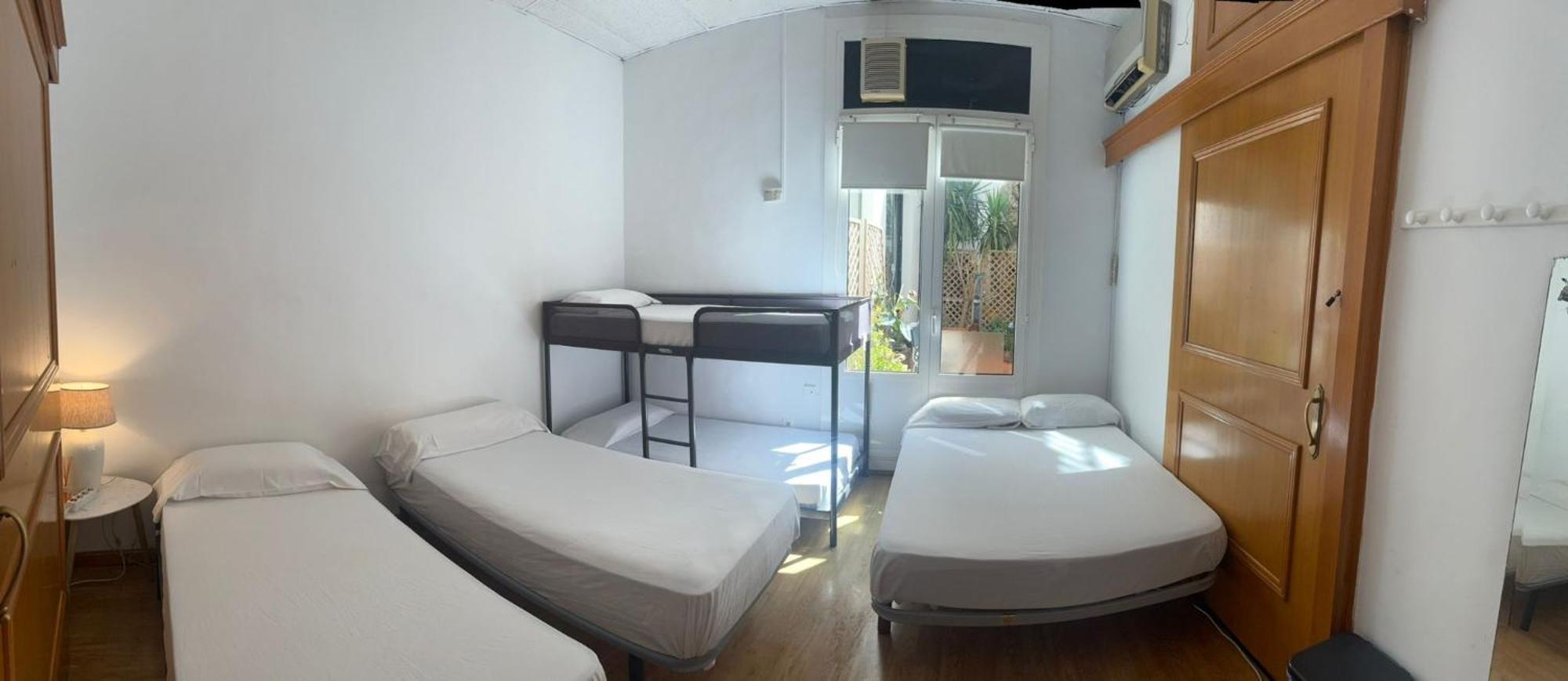 Habitacion Para Grupos Hasta 8 En Plena Rambla De Cataluna Barcelona Kültér fotó